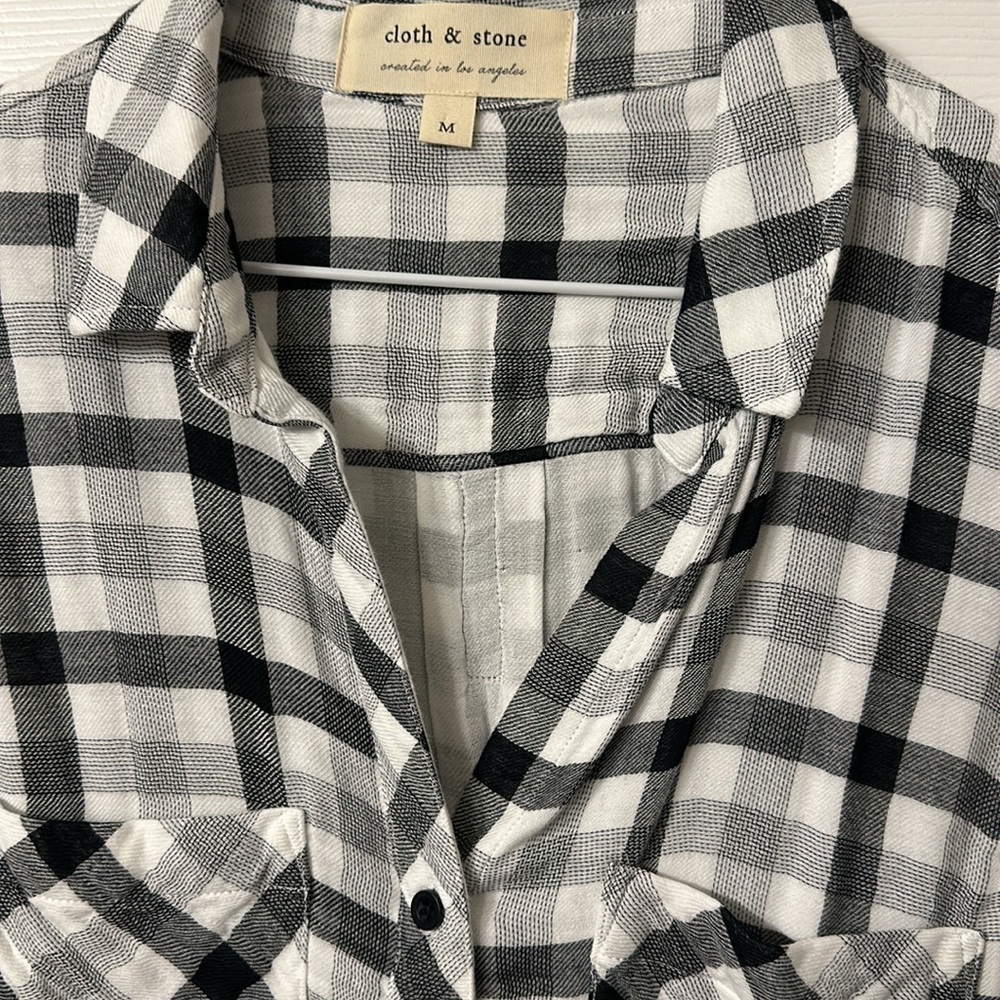 Cloth and Stone button down - Picture 2 of 4
